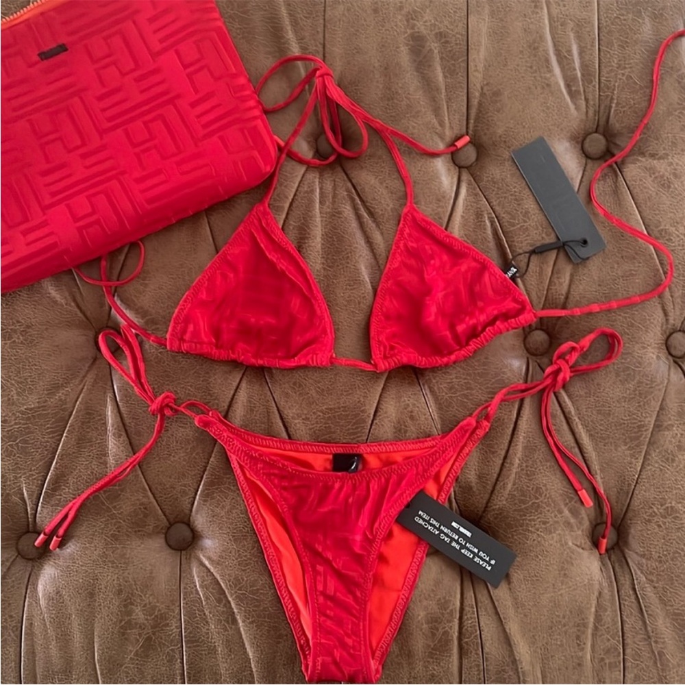 Triangl Vinca Atch